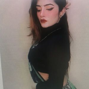 Meet your Posher, Clarissa